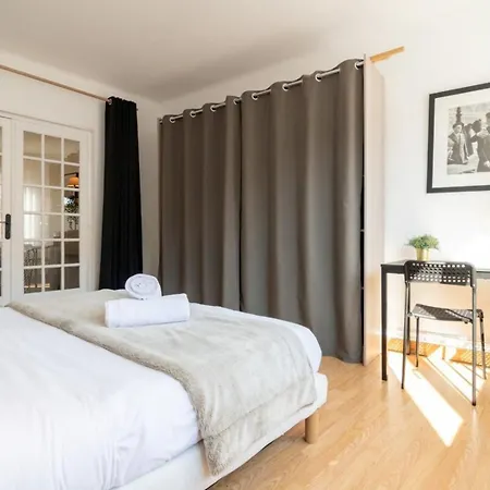 Apartment Vieux Bright Fully-equipped Apartment! Lille