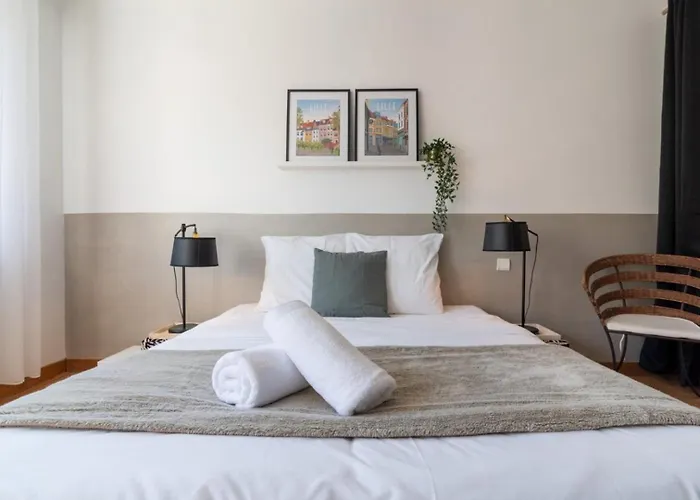 Vieux Bright Fully-equipped Apartment! Апартаменты Лилль