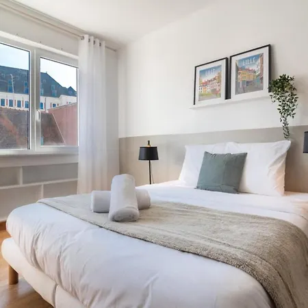 Apartament Vieux Bright Fully-equipped Apartment!